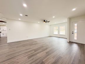 1412  Grantland Circle , Fort Worth Texas 76112