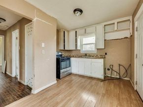 2016  Daniel Street , Fort Worth Texas 76104