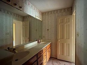 2622  Big Oaks Drive , Garland Texas 75044