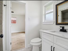 1835 E Cedar Elm Drive , Arlington Texas 76012