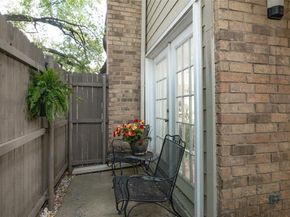 2331 N Davis Drive  A, Arlington Texas 76012