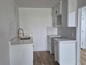 5057  Ridglea Lane  1107, Fort Worth Texas 76116