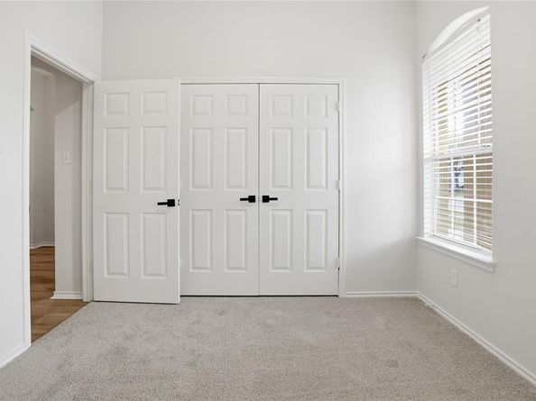 1172  Sunderland Lane , Fort Worth Texas 76134