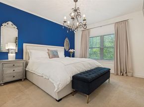 3400  Welborn Street  323, Dallas Texas 75219