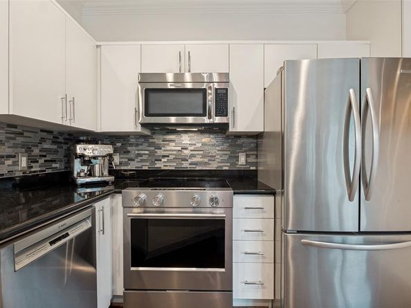 3400  Welborn Street  323, Dallas Texas 75219
