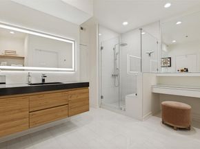 3400  Welborn Street  323, Dallas Texas 75219