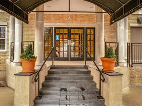 3400  Welborn Street  323, Dallas Texas 75219