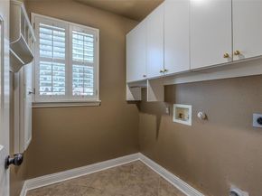 452  Richmond Street , Irving Texas 75063