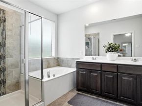 1004  Kimbrough Road , Azle Texas 76020