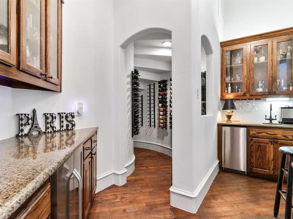 6607  Lake Circle Drive , Dallas Texas 75214