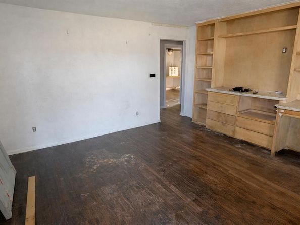 1727 N Nursery Road , Irving Texas 75061