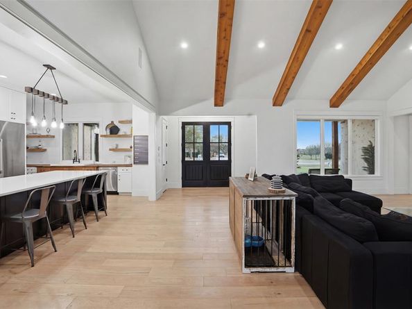 185  Shawnee Trail , Celina Texas 75009