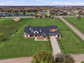 185  Shawnee Trail , Celina Texas 75009