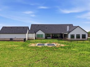 185  Shawnee Trail , Celina Texas 75009