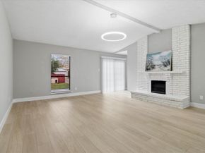 7426  Cloverglen Drive , Dallas Texas 75249