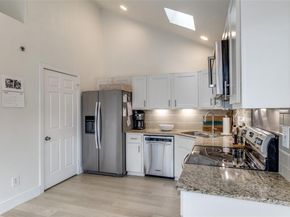 1417  Mccoy Street , Dallas Texas 75204