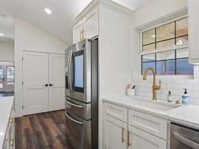 720  Calumet Avenue , Cockrell Hill Texas 75211