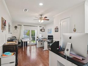 720  Calumet Avenue , Cockrell Hill Texas 75211