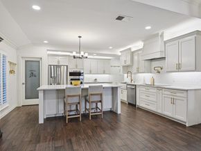 720  Calumet Avenue , Cockrell Hill Texas 75211