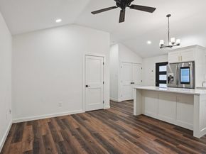 720  Calumet Avenue , Cockrell Hill Texas 75211