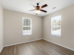 587  Lentisco Drive , Lancaster Texas 75146