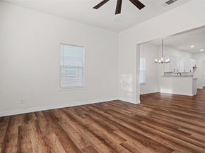 2809  Travis Avenue , Fort Worth Texas 76110