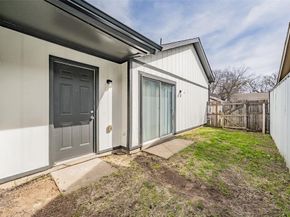 2286  Nantucket Village Circle , Dallas Texas 75227