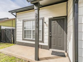 2286  Nantucket Village Circle , Dallas Texas 75227