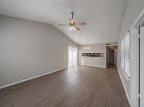 2286  Nantucket Village Circle , Dallas Texas 75227