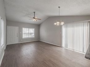 2286  Nantucket Village Circle , Dallas Texas 75227