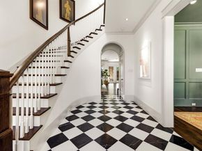 5526  Glenwick Lane , Dallas Texas 75209