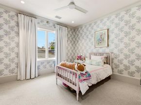 5526  Glenwick Lane , Dallas Texas 75209