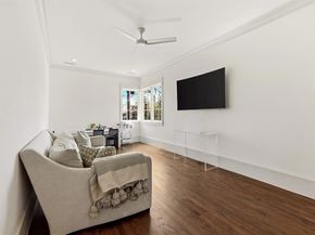 5526  Glenwick Lane , Dallas Texas 75209