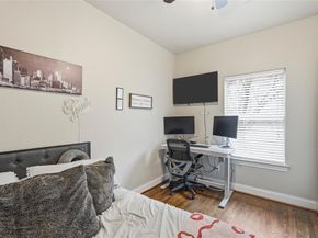 5617  Lindell Avenue  5, Dallas Texas 75206