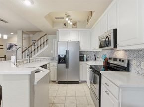 5617  Lindell Avenue  5, Dallas Texas 75206