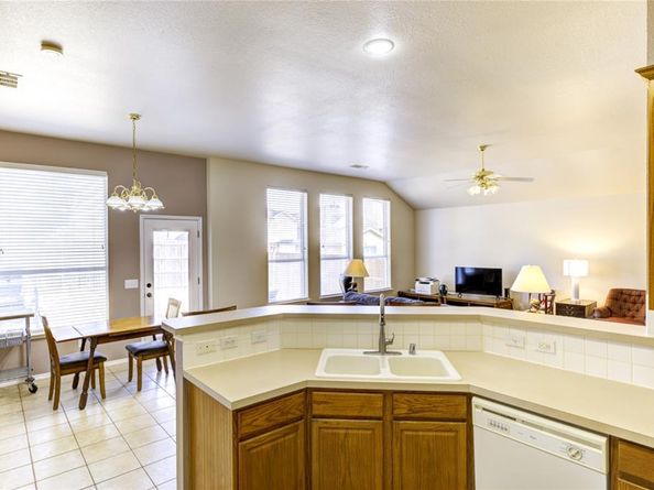 1703  Birch Lane , Corinth Texas 76210