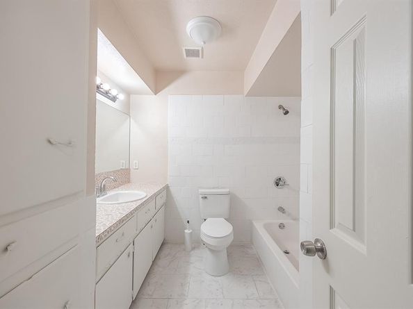 9610  Jennie Lee  , Dallas Texas 75227