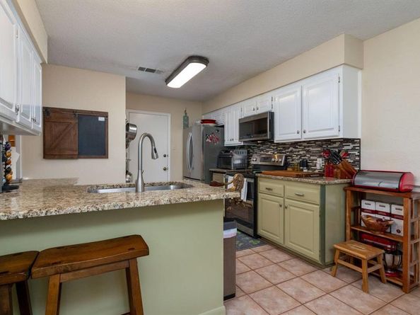 688  Harbor Drive N, Azle Texas 76020