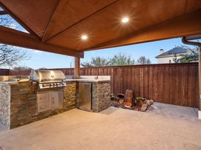 2237  Merritt Way , Arlington Texas 76018