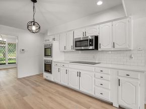 1801  High Vista Court , Fort Worth Texas 76112