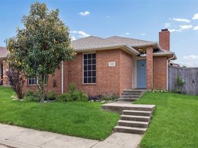 716  Ashbrook Drive , DeSoto Texas 75115