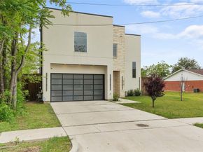 6715  Tyree Street , Dallas Texas 75209