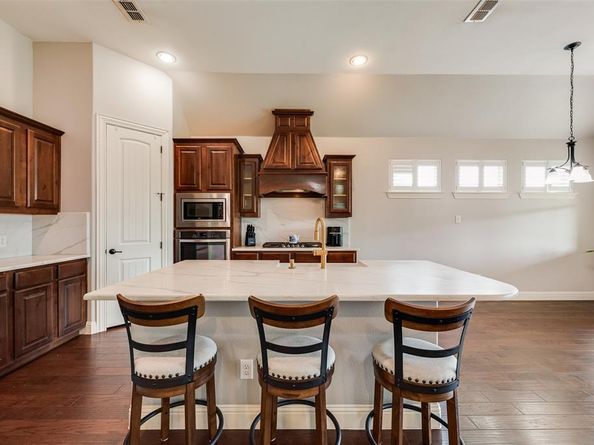 2112  Benjamin Creek Drive , Little Elm Texas 75068