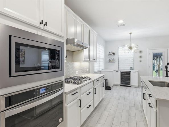 4126  Mountain Laurel Drive , Hickory Creek Texas 75065