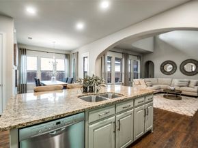 1012  Ivy Charm Way , Arlington Texas 76005