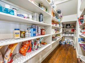 1012  Ivy Charm Way , Arlington Texas 76005