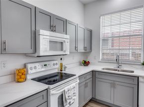 2612  Forest Creek  , Fort Worth Texas 76123