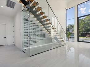 3828  Eaton Drive , Dallas Texas 75220