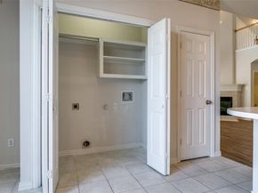 511  Poplar Lane , Irving Texas 75063