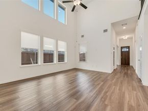 1329  Buckeye Trail , Garland Texas 75042